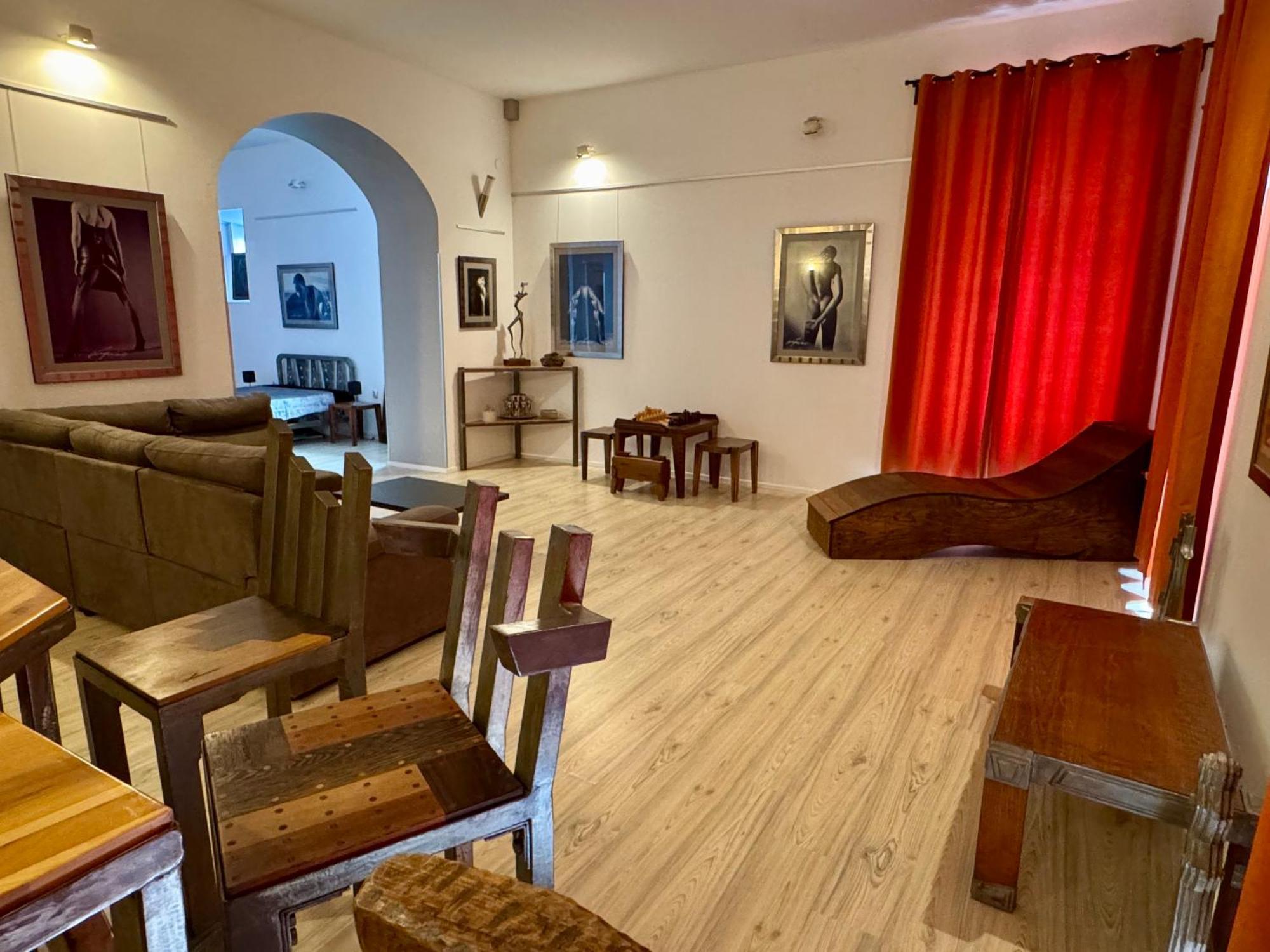 Lupino's Gallery - Old Town Appartement